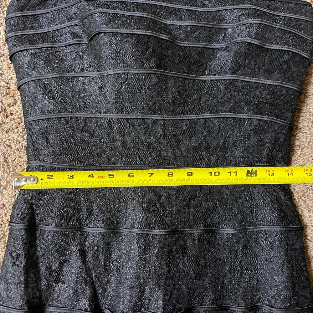 Tadashi Shoji ** missing